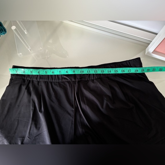 Lululemon Stroll At Sundown 3” Short - Picture 7 of 8